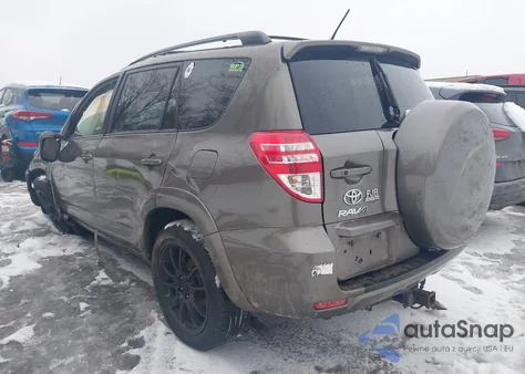 2009 Toyota Rav4 Limited z USA, uszkodzony, nr VIN 2T3BF31V09W021992